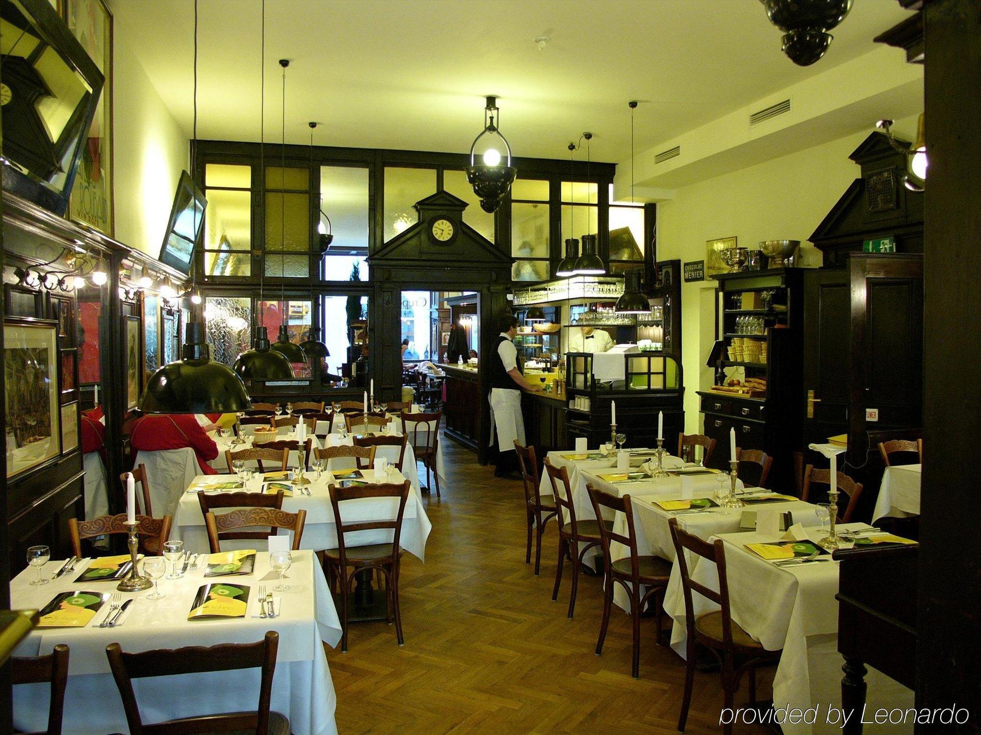 Hotel Orphee - Grosses Haus 雷根斯堡 餐厅 照片